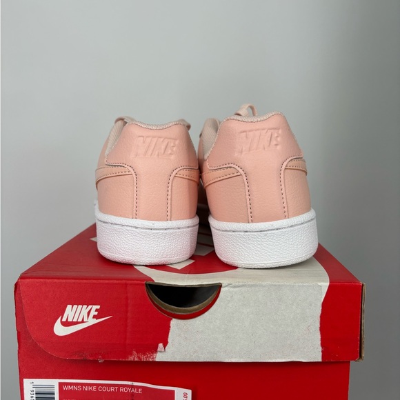 Nike Women’s Court Royale Washed Coral Tennis Shoes Size 6.5 - Picture 2 of 5